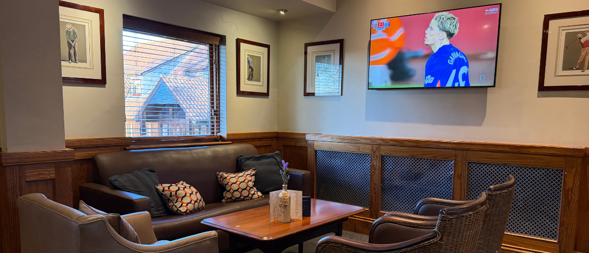 live sports at the sports bar