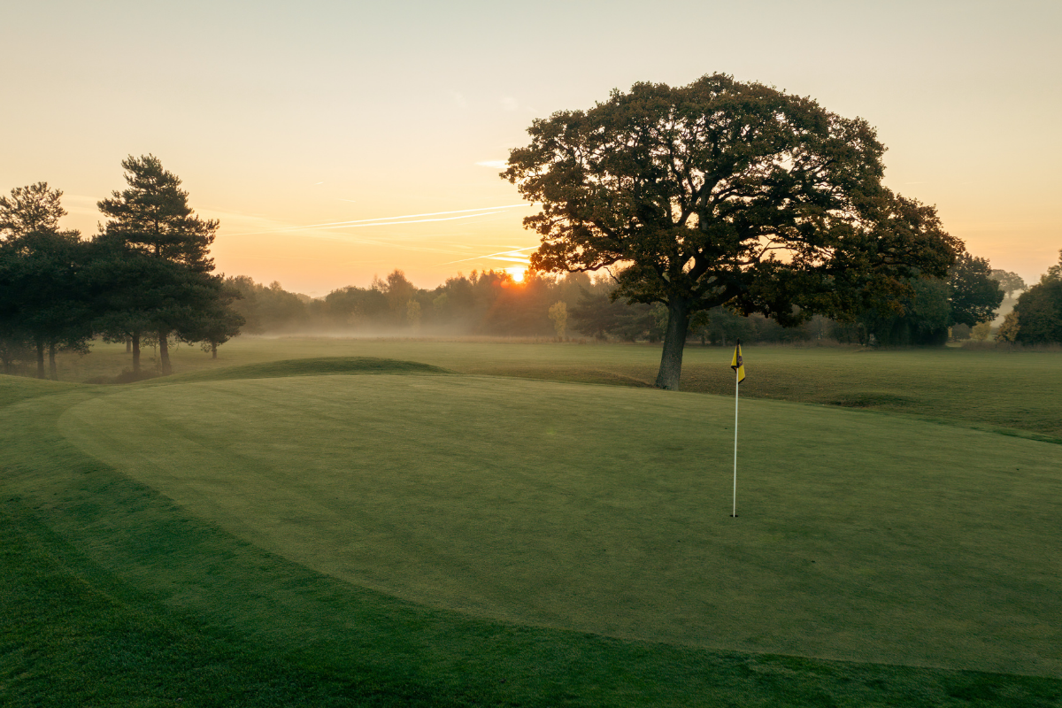 golf breaks at barnham broom